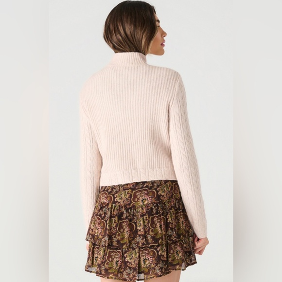 Delia Mock Neck Cable Knit Sweater - Picture 2 of 3